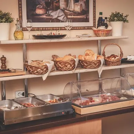 Heviz Lux Apartmanhaz * Heviz