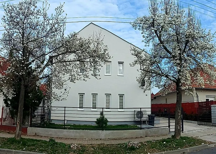 Lux Apartmanhaz Apartamento Hévíz