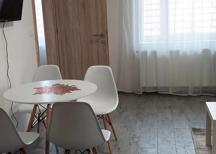 Apartamento Lux Apartmanhaz *